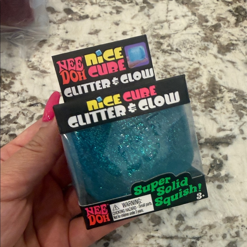 Needoh blue glitter nice cube glitter and glow squishy